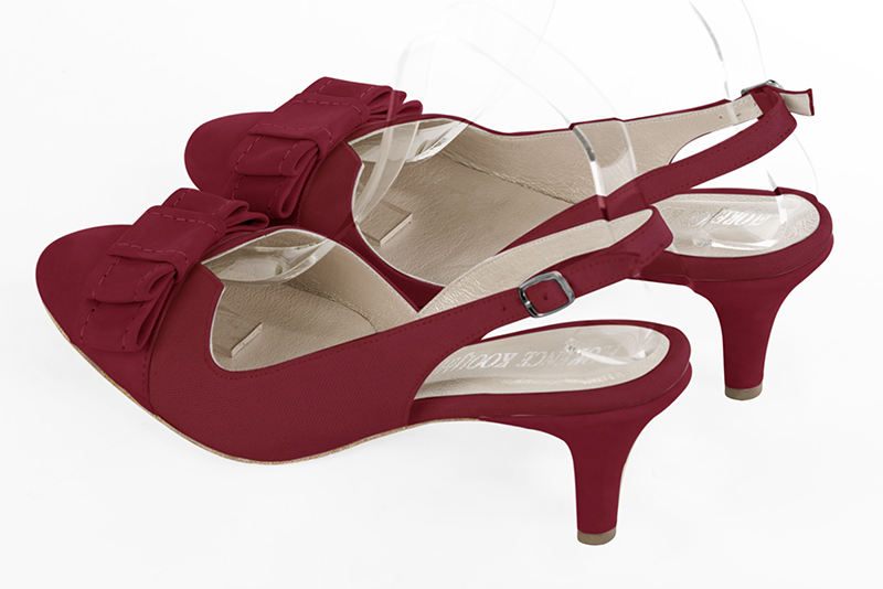 Cardinal red women's open back shoes, with a knot. Round toe. Medium slim heel. Rear view - Florence KOOIJMAN